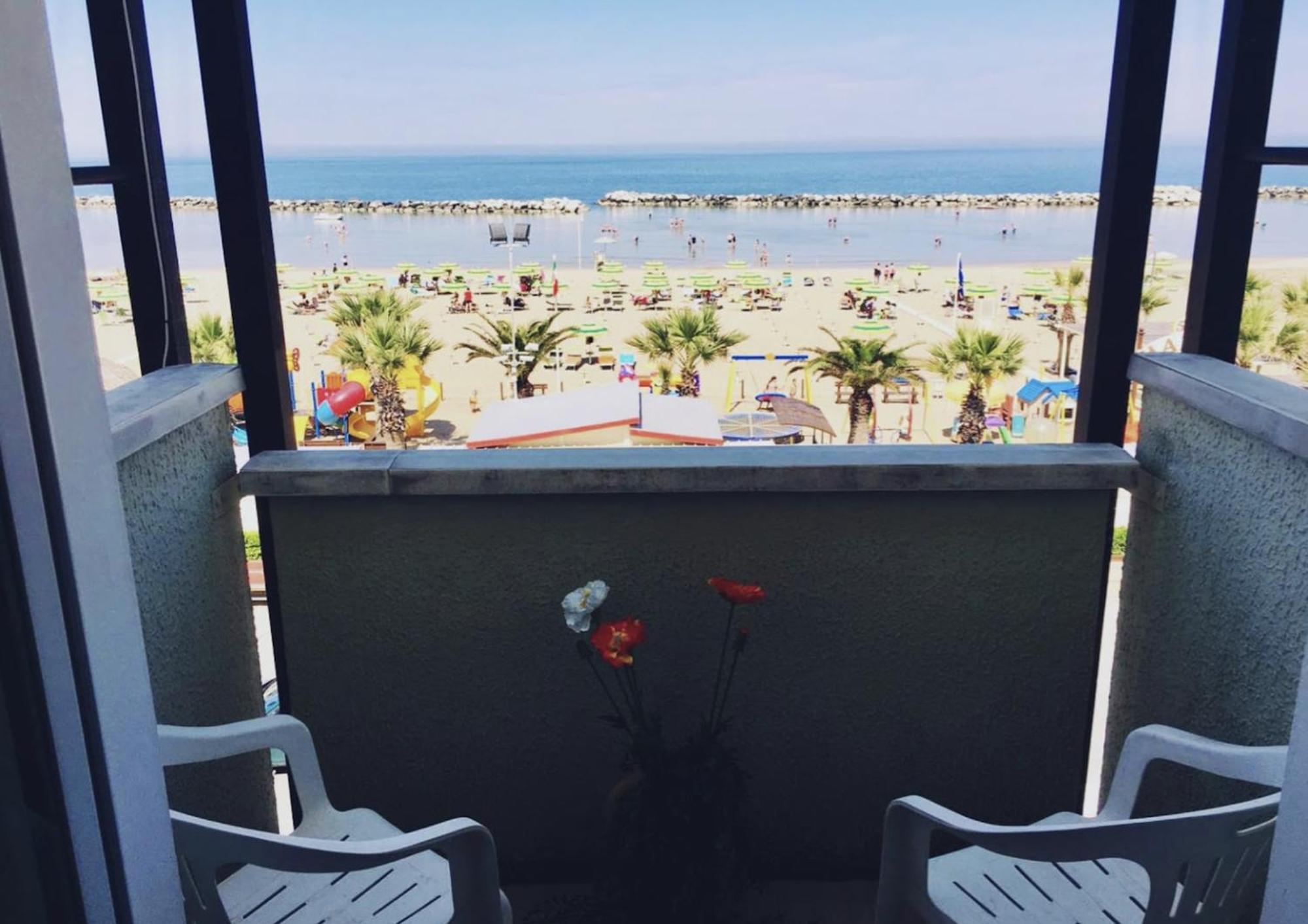 Hotel Bonaria 리미니 외부 사진