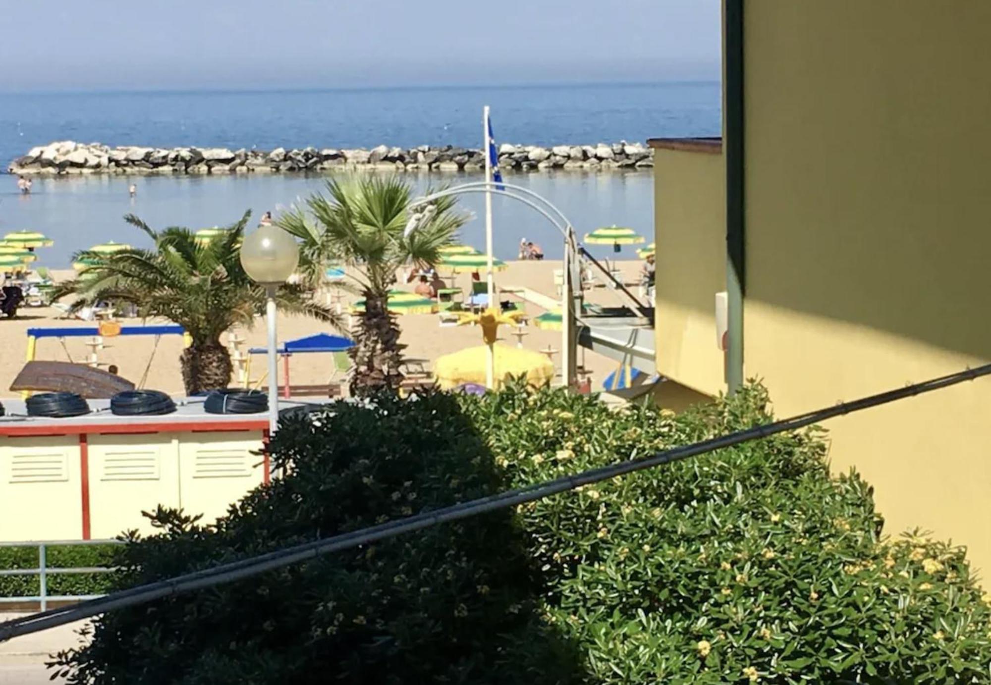 Hotel Bonaria 리미니 외부 사진